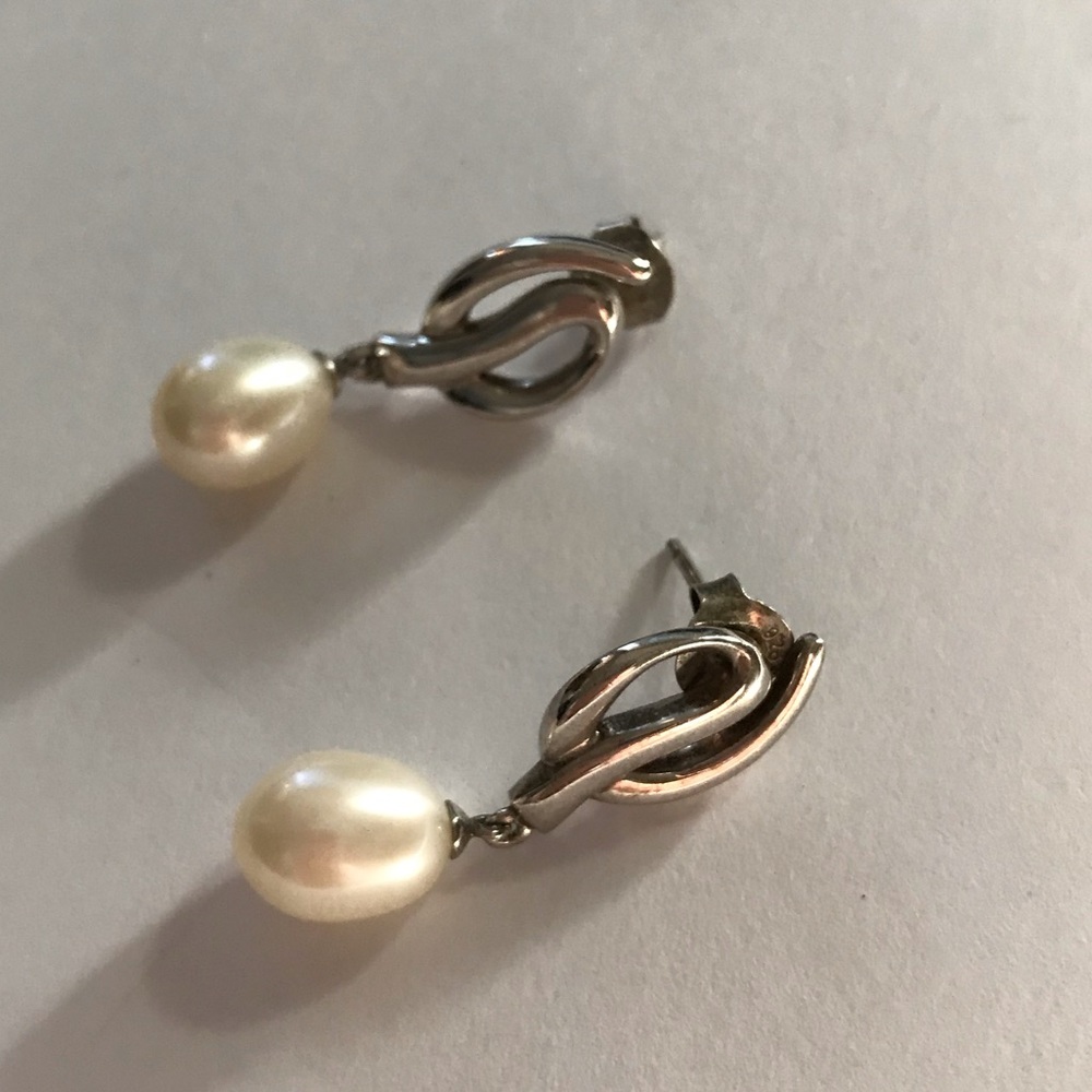 Breathtaking Seed Pearl Earrings ✨